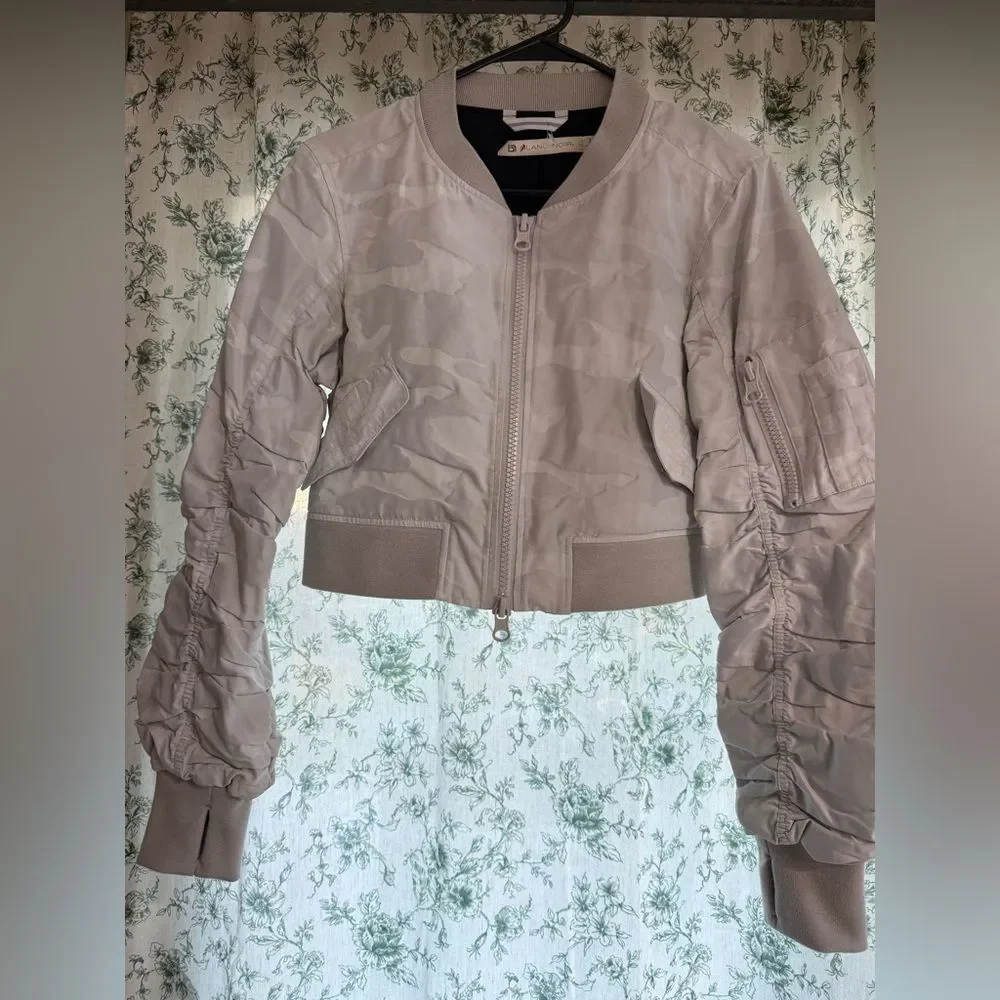 Blanc noir cropped bombardier jacket